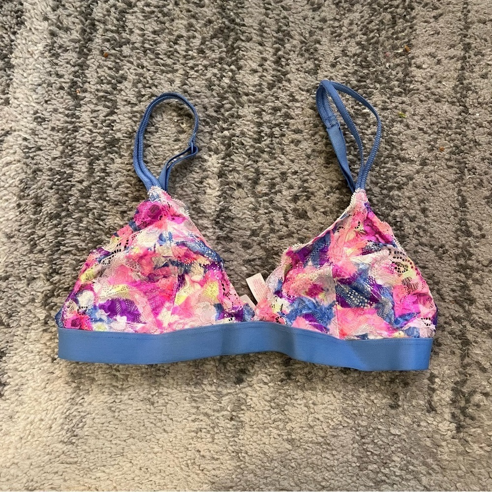 Victoria’s Secret PINK Bralette Medium